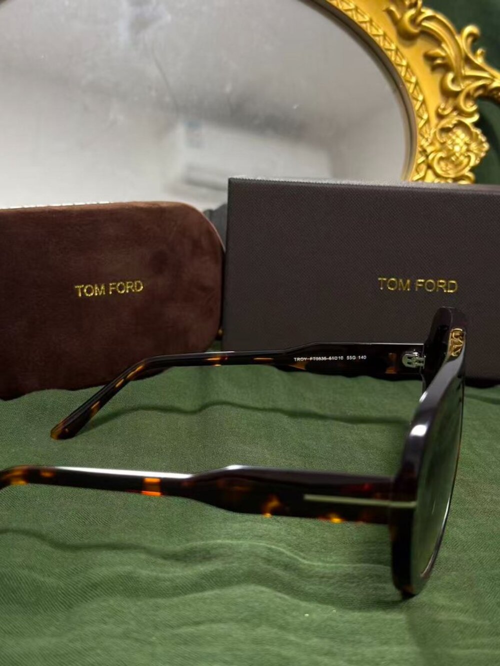 Tom Ford Sunglasses - Picture 5 of 8